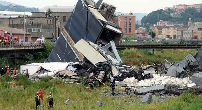 O viaduto de Gênova é a quinta ponte que colapsa na Itália em cinco anos(foto: AFP) O viaduto de Gênova é a quinta ponte que colapsa na Itália em cinco anos(foto: AFP)