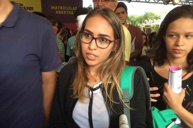 Ana Clara quer seguir os passos do pai e fazer engenharia na UnB(foto: Minervino Junior/CB/D.A Press) Ana Clara quer seguir os passos do pai e fazer engenharia na UnB(foto: Minervino Junior/CB/D.A Press)