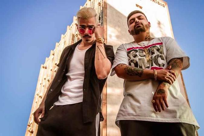 Dupla apostou na sensualidade e ostentação para apresentar novo clipe(foto: Renato Mori) Dupla apostou na sensualidade e ostentação para apresentar novo clipe(foto: Renato Mori)