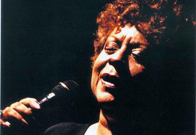 A cantora Leny Andrade comemora 60 anos de carreira este ano com show nesta segunda e terça no Clube do Choro (foto: Arquivo CB/D.A Press) A cantora Leny Andrade comemora 60 anos de carreira este ano com show nesta segunda e terça no Clube do Choro (foto: Arquivo CB/D.A Press)