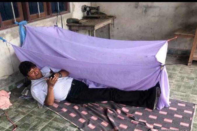 Evo postou mensagem nas redes sociais atualizando os seguidores sobre a partida para o México(foto: Reprodução/Twitter) Evo postou mensagem nas redes sociais atualizando os seguidores sobre a partida para o México(foto: Reprodução/Twitter)
