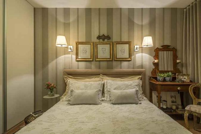 Vintage. O móvel era da avó paterna da arquiteta Gláucia Britto, que mandou restaurar e encerar a penteadeira para decorar um quarto. (foto: Jomar Bragança/Divulgação) Vintage. O móvel era da avó paterna da arquiteta Gláucia Britto, que mandou restaurar e encerar a penteadeira para decorar um quarto. (foto: Jomar Bragança/Divulgação)