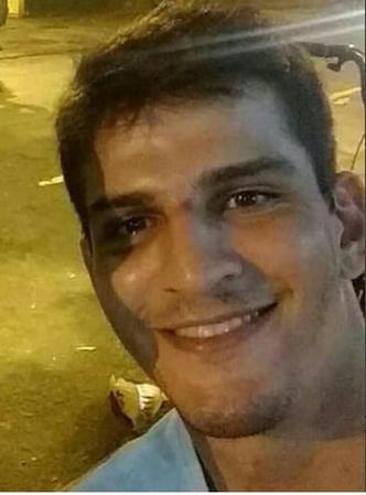 O agressor diz ter bebido vinho, dormido e, ao acordar, teria 'surtado'(foto: Reprodução) O agressor diz ter bebido vinho, dormido e, ao acordar, teria 'surtado'(foto: Reprodução)