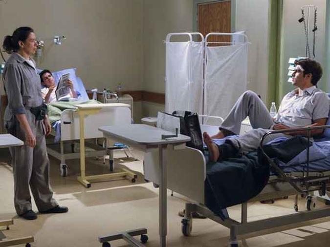 A mulher não está disposta a esquecer os erros do filho(foto: TV Globo/Reprodução) A mulher não está disposta a esquecer os erros do filho(foto: TV Globo/Reprodução)