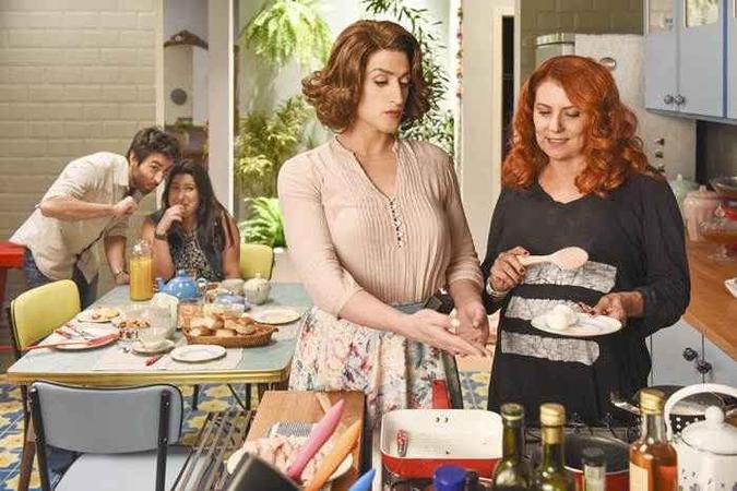 Paulo Gustavo em cena do maior sucesso nacional de 2017: Minha mãe é uma peça 2(foto: Paris Filmes / Divulgação) Paulo Gustavo em cena do maior sucesso nacional de 2017: Minha mãe é uma peça 2(foto: Paris Filmes / Divulgação)