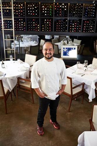 Marcelo Petrarca: Melhor Chef e Melhor Restaurante, com o Bloco C(foto: Raimundo Sampaio/Esp. Encontro/D.A Press) Marcelo Petrarca: Melhor Chef e Melhor Restaurante, com o Bloco C(foto: Raimundo Sampaio/Esp. Encontro/D.A Press)