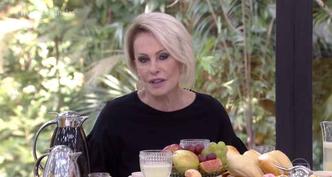 Apresentadora parabenizou ator por seu aniversário, apesar de ele ter morrido há cinco meses.(foto: TV Globo/Reprodução) Apresentadora parabenizou ator por seu aniversário, apesar de ele ter morrido há cinco meses.(foto: TV Globo/Reprodução)