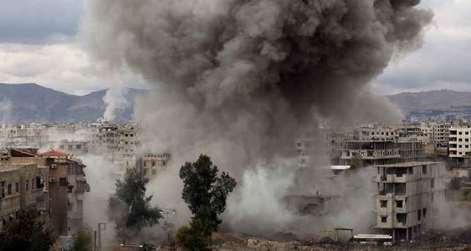 Nesta sexta, os bombardeios deixaram nove mortos, segundo o Observatório Sírio dos Direitos Humanos (OSDH)(foto: Amer Almohibany/ AFP) Nesta sexta, os bombardeios deixaram nove mortos, segundo o Observatório Sírio dos Direitos Humanos (OSDH)(foto: Amer Almohibany/ AFP)