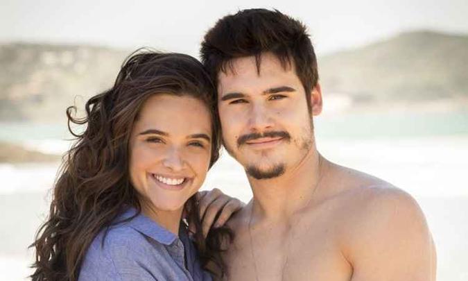 Mais próximos, Samuca (Nicolas Prattes) e Marocas (Juliana Paiva) começam a desvendar os mistérios dos congelados(foto: Isabella Pinheiro/TV Globo) Mais próximos, Samuca (Nicolas Prattes) e Marocas (Juliana Paiva) começam a desvendar os mistérios dos congelados(foto: Isabella Pinheiro/TV Globo)