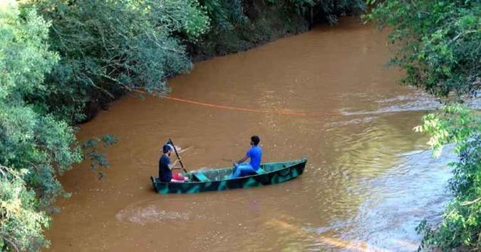 As cobras teriam procriado após um morador, que trouxe espécies do Mato Grosso, as jogar em um açude que rompeu(foto: JBV/Reprodução) As cobras teriam procriado após um morador, que trouxe espécies do Mato Grosso, as jogar em um açude que rompeu(foto: JBV/Reprodução)