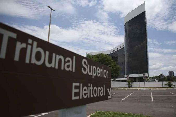 O TSE ainda não apresentou um plano de contingência para o caso da licitação não ser finalizada a tempo(foto: José Cruz/Agência Brasil) O TSE ainda não apresentou um plano de contingência para o caso da licitação não ser finalizada a tempo(foto: José Cruz/Agência Brasil)