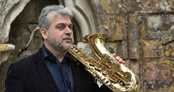 Para o músico, é um sonho realizado tocar no Clube do Choro(foto: Pascal Heuze/Divulgação) Para o músico, é um sonho realizado tocar no Clube do Choro(foto: Pascal Heuze/Divulgação)