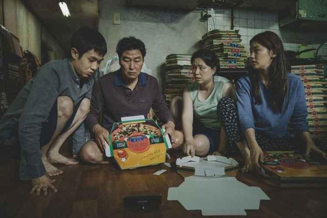 O filme foi agraciado com os prêmios de melhor diretor, melhor roteiro original e melhor filme estrangeiro, além do prêmio principal da noite(foto: CJ Entertainment/Divulgação) O filme foi agraciado com os prêmios de melhor diretor, melhor roteiro original e melhor filme estrangeiro, além do prêmio principal da noite(foto: CJ Entertainment/Divulgação)