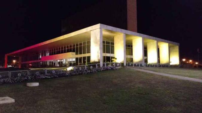 A corrida pelo Palácio do Buriti, sede do Executivo local, prevê algumas surpresas em 2018, como a aproximação de nomes consagrados da esquerda aos de centro-direita(foto: GDF/Divulgação) A corrida pelo Palácio do Buriti, sede do Executivo local, prevê algumas surpresas em 2018, como a aproximação de nomes consagrados da esquerda aos de centro-direita(foto: GDF/Divulgação)