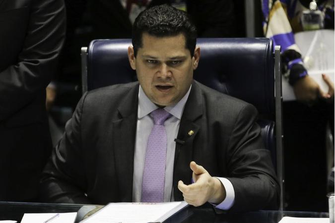 O presidente do Senado, Davi Alcolumbre, é um dos parlamentares contrários à recriação do imposto(foto: Fábio Rodrigues Pozzebom/Agência Brasil) O presidente do Senado, Davi Alcolumbre, é um dos parlamentares contrários à recriação do imposto(foto: Fábio Rodrigues Pozzebom/Agência Brasil)