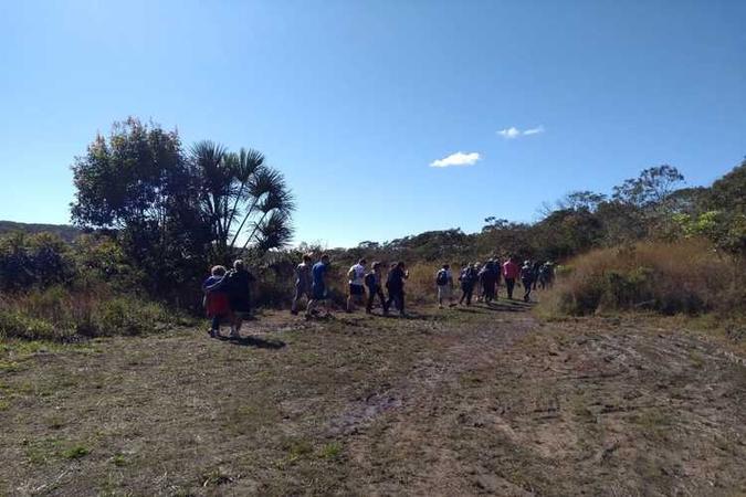 Os trilheiros vão percorrer uma distância de 1,5km e passar pelas cachoeiras Forquilha, Araripe e a Quilombo(foto: Neyrilene Costa/Divulgação) Os trilheiros vão percorrer uma distância de 1,5km e passar pelas cachoeiras Forquilha, Araripe e a Quilombo(foto: Neyrilene Costa/Divulgação)