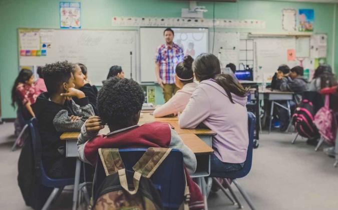 Encontro terá debate sobre o desenvolvimento educacional do Brasil (foto: NeOBRAND/Unsplash) Encontro terá debate sobre o desenvolvimento educacional do Brasil (foto: NeOBRAND/Unsplash)
