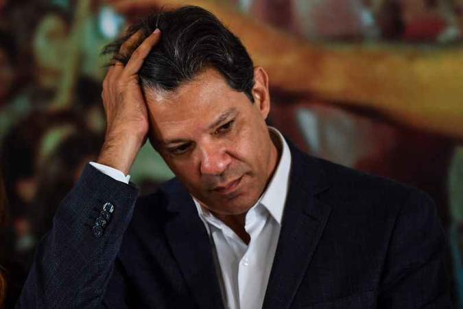 O ex-prefeito também terá que se retratar por ofensas ao líder religioso durante a campanha à Presidência da República(foto: Nelson Almeida/AFP) O ex-prefeito também terá que se retratar por ofensas ao líder religioso durante a campanha à Presidência da República(foto: Nelson Almeida/AFP)