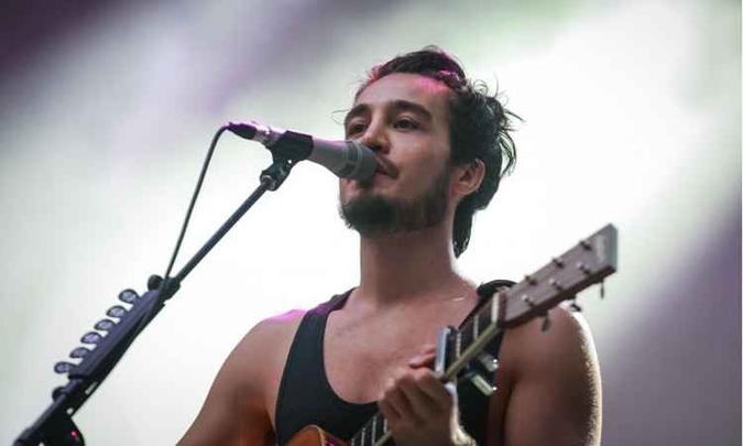 Após dois anos de pausa, Tiago Iorc retoma a carreira com a turnê 'Acústico MTV'(foto: Grupo Objetiva/Divulgação) Após dois anos de pausa, Tiago Iorc retoma a carreira com a turnê 'Acústico MTV'(foto: Grupo Objetiva/Divulgação)