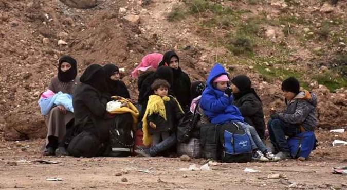 Zona Leste da cidade de Aleppo é controlada por tropas sírias, e várias famílias correm sérios riscos de vida(foto: George Ourfalian/AFP %u2013 30/11/2016) Zona Leste da cidade de Aleppo é controlada por tropas sírias, e várias famílias correm sérios riscos de vida(foto: George Ourfalian/AFP %u2013 30/11/2016)