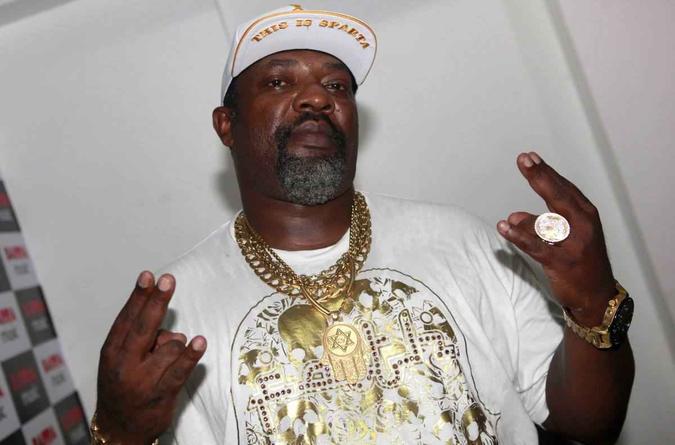 Mr. Catra vai se ausentar dos palcos para se dedicar a tratamento de câncer no estômago. (foto: Reprodução) Mr. Catra vai se ausentar dos palcos para se dedicar a tratamento de câncer no estômago. (foto: Reprodução)