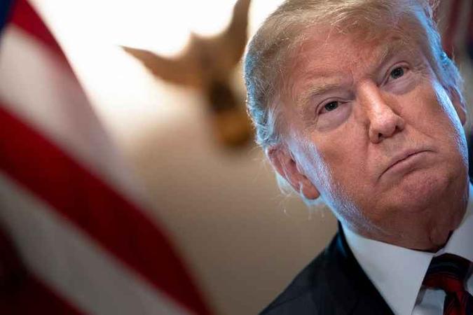 As negociações entre os democratas e os republicanos estão em ponto morto, devido à insistência de Trump de construir um muro na fronteira com o México(foto: Brendan Smialowski / AFP) As negociações entre os democratas e os republicanos estão em ponto morto, devido à insistência de Trump de construir um muro na fronteira com o México(foto: Brendan Smialowski / AFP)