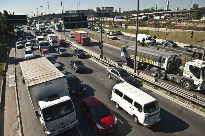 A ação da PRF visa ainda diminuir o volume de acidentes nas rodovias(foto: Marcelo Camargo/Agência Brasil) A ação da PRF visa ainda diminuir o volume de acidentes nas rodovias(foto: Marcelo Camargo/Agência Brasil)