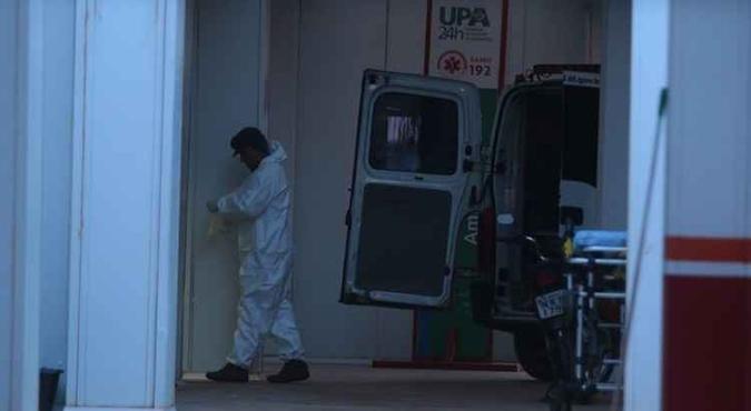 Corpo encontrado na saída de ar passou por perícia(foto: Luis Nova/Esp CB/D.A. Press) Corpo encontrado na saída de ar passou por perícia(foto: Luis Nova/Esp CB/D.A. Press)