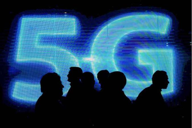 O maior desafio para implantação do serviço 5G não está nos aparelhos, mas sim na rede(foto: Josep Lago/AFP) O maior desafio para implantação do serviço 5G não está nos aparelhos, mas sim na rede(foto: Josep Lago/AFP)