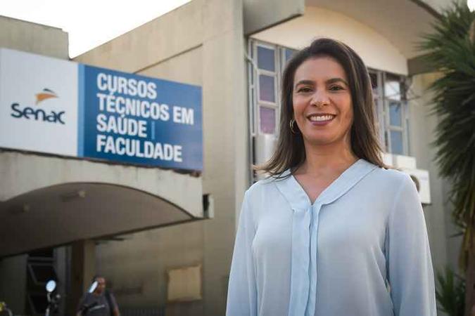 Para a gerente do Senac-DF Antonia Rodrigues, a reinserção no mercado de trabalho de pessoas acima de 50 anos passa pela educação (foto: Cristiano Costa/Fecomercio-DF) Para a gerente do Senac-DF Antonia Rodrigues, a reinserção no mercado de trabalho de pessoas acima de 50 anos passa pela educação (foto: Cristiano Costa/Fecomercio-DF)