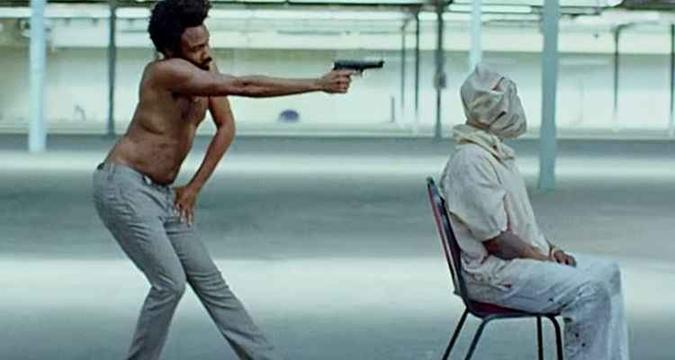 'This is America' é uma crítica contra violência vivida pela população negra nos Estados Unidos(foto: Reprodução/Youtube) 'This is America' é uma crítica contra violência vivida pela população negra nos Estados Unidos(foto: Reprodução/Youtube)