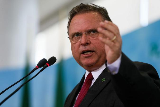 Maggi, da Agricultura, tenta, desde a Operação Carne Fraca, derrubar barreiras impostas ao produto brasileiro(foto: Beto Barata/PR - 7/6/17) Maggi, da Agricultura, tenta, desde a Operação Carne Fraca, derrubar barreiras impostas ao produto brasileiro(foto: Beto Barata/PR - 7/6/17)