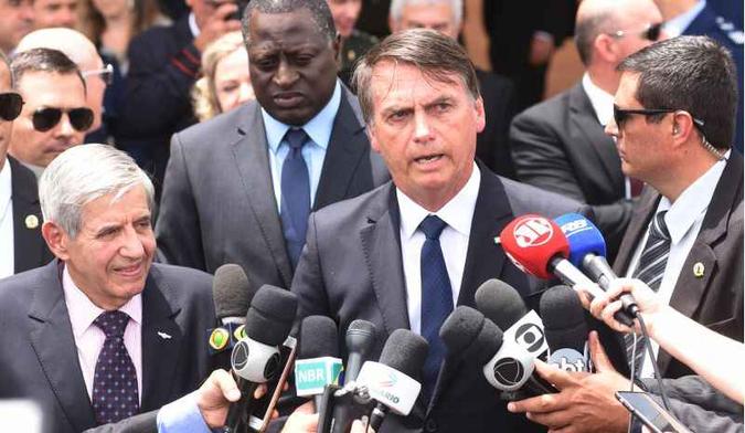 Jair Bolsonaro: essa questão do IOF infelizmente vai ter de ser cumprida. Se eu sanciono (o benefício) sem isso (alta do imposto), vou contra a LRF(foto: Ed Alves/CB/D.A Press) Jair Bolsonaro: essa questão do IOF infelizmente vai ter de ser cumprida. Se eu sanciono (o benefício) sem isso (alta do imposto), vou contra a LRF(foto: Ed Alves/CB/D.A Press)