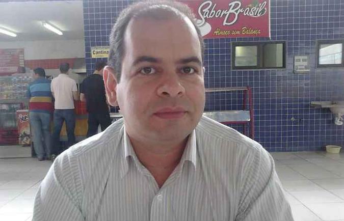 Entre os crimes pelos quais foi indiciado estão desvio de verbas públicas, corrupção ativa, falsificação de papéis públicos, dispensa irregular de licitação e até mesmo um homicídio(foto: Arquivo / Polícia Civil) Entre os crimes pelos quais foi indiciado estão desvio de verbas públicas, corrupção ativa, falsificação de papéis públicos, dispensa irregular de licitação e até mesmo um homicídio(foto: Arquivo / Polícia Civil)