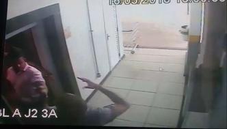 Segundo a vítima, o celular teria sido roubado por conter provas contra o atual síndico(foto: Divulgação/Divicom) Segundo a vítima, o celular teria sido roubado por conter provas contra o atual síndico(foto: Divulgação/Divicom)
