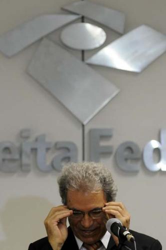 O supervisor nacional do Imposto de Renda da Receita Federal, Joaquim Adir, diz que pretende estender a declaração pré-preechida para todos os contribuintes(foto: Janine Moraes/C.B/D.A Press) O supervisor nacional do Imposto de Renda da Receita Federal, Joaquim Adir, diz que pretende estender a declaração pré-preechida para todos os contribuintes(foto: Janine Moraes/C.B/D.A Press)