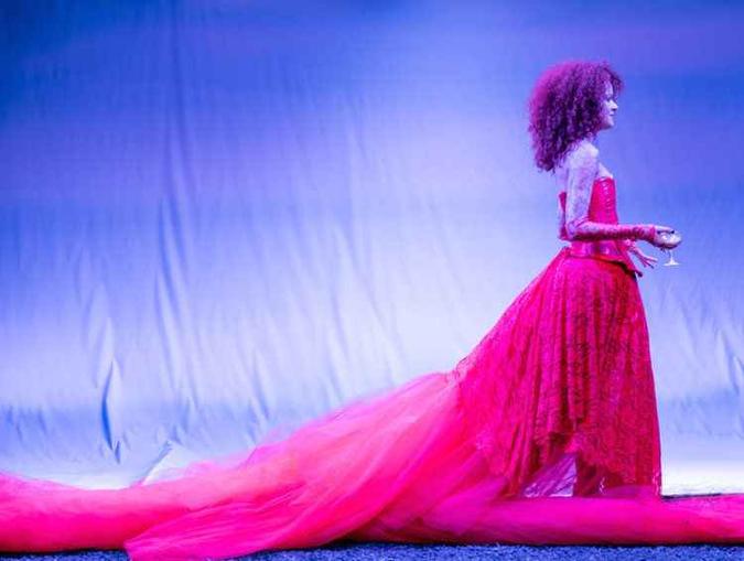 Melissa Kruger se divide entre a dança, o teatro e o canto desde os 15 anos e se mudou há 2 para NY(foto: arquivo pessoal) Melissa Kruger se divide entre a dança, o teatro e o canto desde os 15 anos e se mudou há 2 para NY(foto: arquivo pessoal)