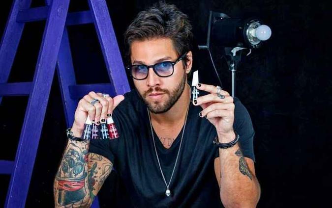 A campanha da nova linha da Risqué conta com a participação do fotógrafo Beto Gatti(foto: Beto Gatti/Instagram) A campanha da nova linha da Risqué conta com a participação do fotógrafo Beto Gatti(foto: Beto Gatti/Instagram)