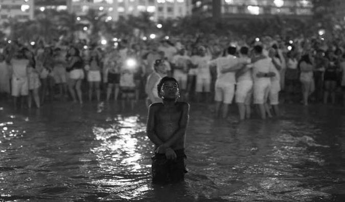 Fotografia de Lucas Landau já tem mais de 6 mil compartilhamentos no Facebook(foto: Lucas Landau/Reprodução ) Fotografia de Lucas Landau já tem mais de 6 mil compartilhamentos no Facebook(foto: Lucas Landau/Reprodução )