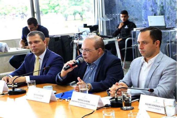Ibaneis teve duas reuniões com a Urbanizadora Paranoazinho até fechar o acordo (foto: Renato Alves / Agência Brasília) Ibaneis teve duas reuniões com a Urbanizadora Paranoazinho até fechar o acordo (foto: Renato Alves / Agência Brasília)