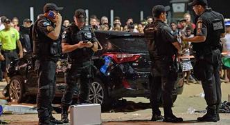 Acidente no Rio: motorista alega que teve uma crise de epilepsia(foto: Carl de Souza/AFP) Acidente no Rio: motorista alega que teve uma crise de epilepsia(foto: Carl de Souza/AFP)