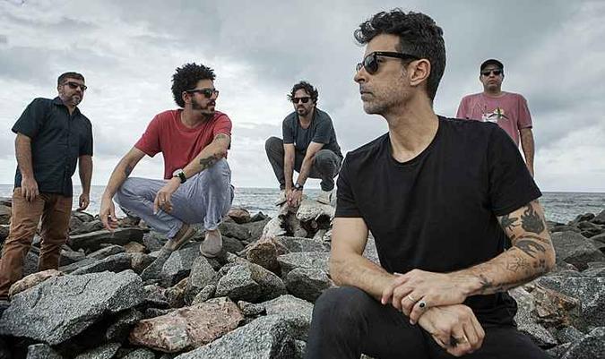 Novo disco levou mais de um ano para ser produzido (foto: Beto Figueiroa/Divulgação ) Novo disco levou mais de um ano para ser produzido (foto: Beto Figueiroa/Divulgação )