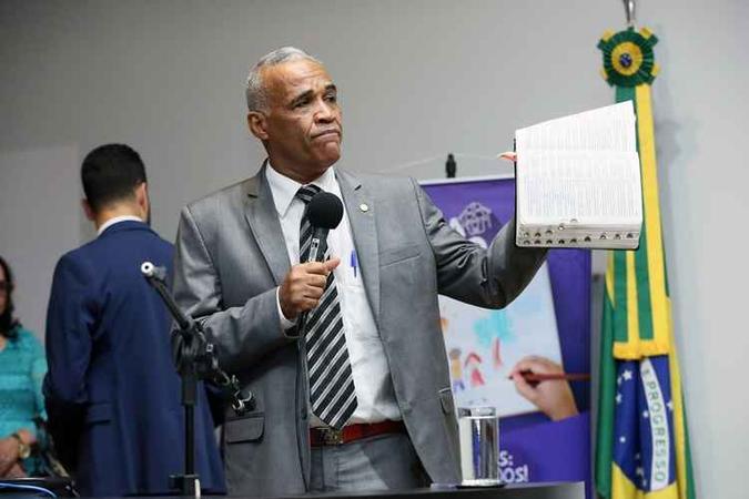 O deputado Pastor Sargento Isidório, do Avante-BA (foto: Claudio Andrade/Câmara dos Deputados ) O deputado Pastor Sargento Isidório, do Avante-BA (foto: Claudio Andrade/Câmara dos Deputados )