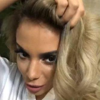 Anitta mostra novo visual loiro (foto: Reprodução/Instagram ) Anitta mostra novo visual loiro (foto: Reprodução/Instagram )