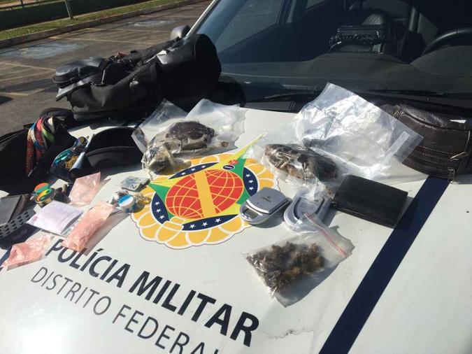 A principal suspeita é de que as drogas seriam vendidas para usuários de classe média alta, na faculdade da Asa Norte(foto: Divulgação/PMDF) A principal suspeita é de que as drogas seriam vendidas para usuários de classe média alta, na faculdade da Asa Norte(foto: Divulgação/PMDF)