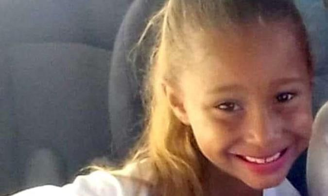Menina de 8 anos que desapareceu ao brincar em parquinho é encontrada morta em SP (foto: Reprodução/Arquivo Pessoal) Menina de 8 anos que desapareceu ao brincar em parquinho é encontrada morta em SP (foto: Reprodução/Arquivo Pessoal)