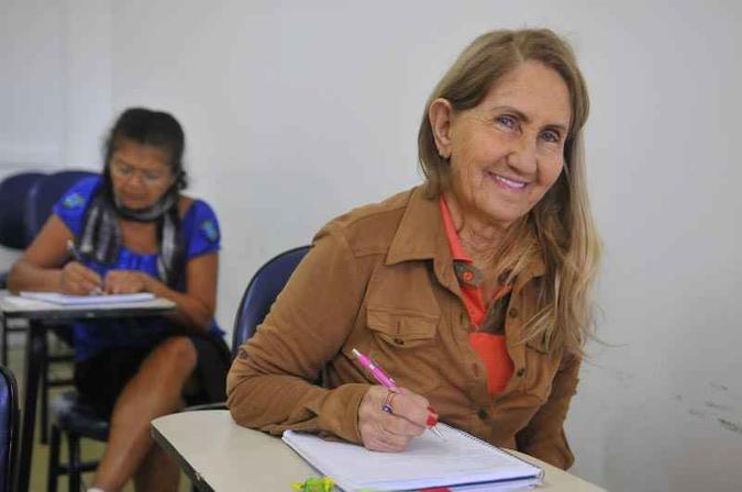 Aos 75 anos, Nathalina realizou o sonho que acalentava desde criança (foto: Minervino Junior/CB/D.A Press ) Aos 75 anos, Nathalina realizou o sonho que acalentava desde criança (foto: Minervino Junior/CB/D.A Press )