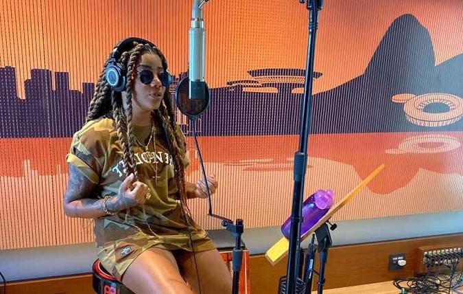 Conhecida pela funk/pop, Ludmilla é fã declarada de pagode(foto: Divulgação/Twitter) Conhecida pela funk/pop, Ludmilla é fã declarada de pagode(foto: Divulgação/Twitter)