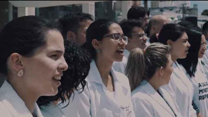 Vídeo ganhou mais de 600 mil acessos no YouTube(foto: YouTube/Reprodução ) Vídeo ganhou mais de 600 mil acessos no YouTube(foto: YouTube/Reprodução )