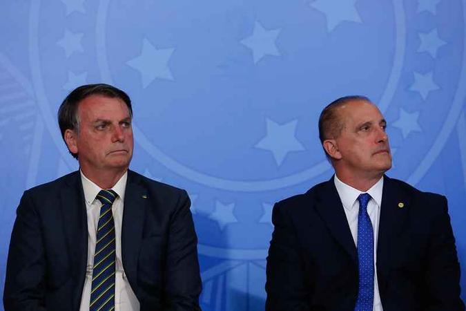 O texto, emendou Bolsonaro, complementa o pacote anticrime do ministro da Justiça e Segurança Pública, Sérgio Moro(foto: Carolina Antunes/PR) O texto, emendou Bolsonaro, complementa o pacote anticrime do ministro da Justiça e Segurança Pública, Sérgio Moro(foto: Carolina Antunes/PR)
